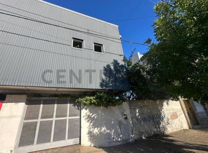 Casa · 95m² · 3 Ambientes · 2 Cocheras
