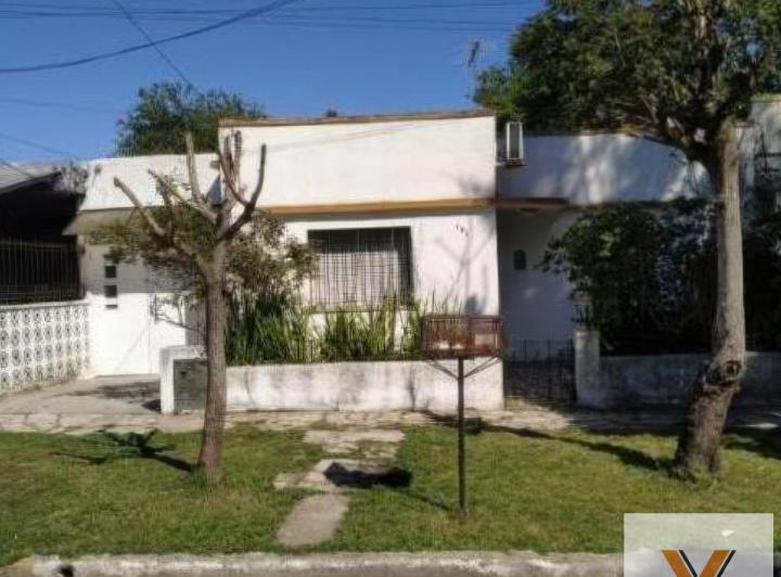 Casa · 150m² · 3 Ambientes · 2 Cocheras