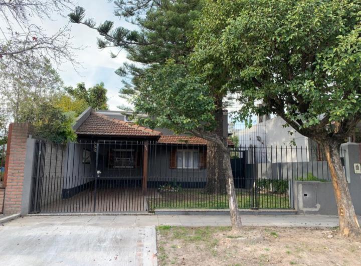 Casa · 90m² · 5 Ambientes