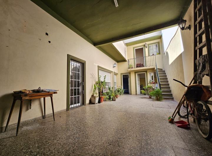 Casa · 104m² · 3 Ambientes · 1 Cochera