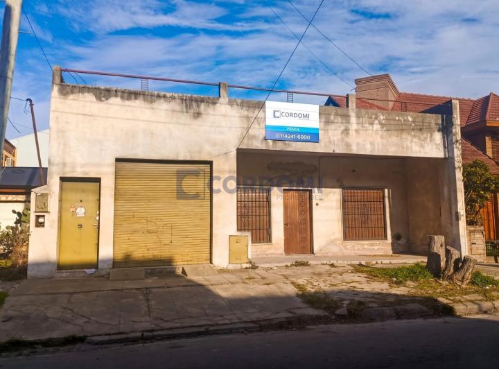 Casa · 152m² · 4 Ambientes · 1 Cochera