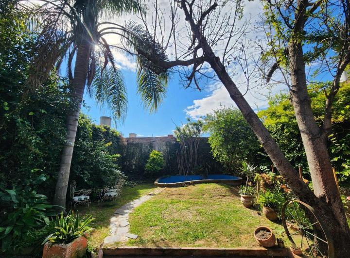 Casa · 161m² · 3 Ambientes · 1 Cochera