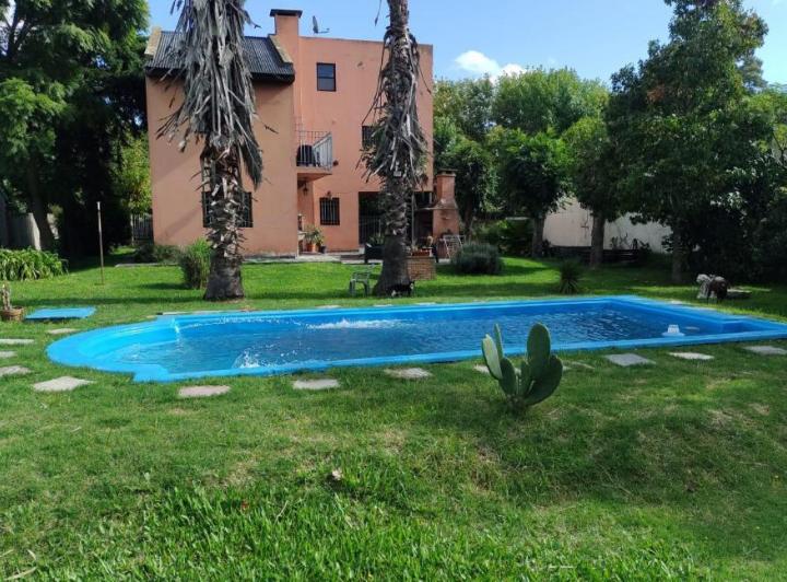 Casa · 170m² · 5 Ambientes · 2 Cocheras