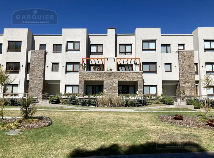 Casa · 99m² · 2 Dormitorios · 1 Cochera