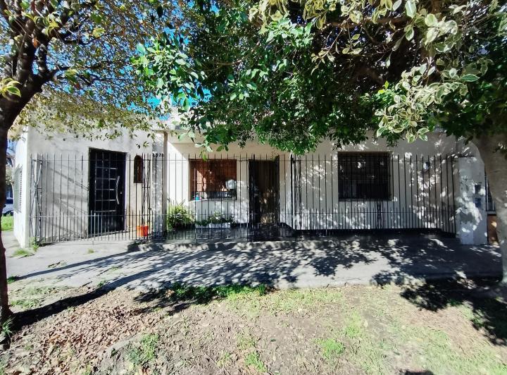 Casa · 112m² · 3 Ambientes · 2 Cocheras