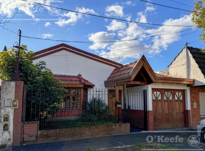 Casa · 175m² · 3 Ambientes · 2 Cocheras