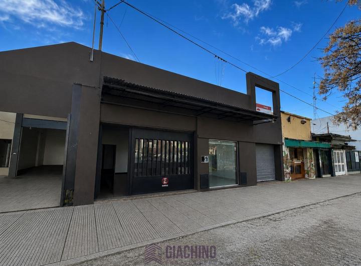 Casa · 190m² · 10 Ambientes · 1 Cochera