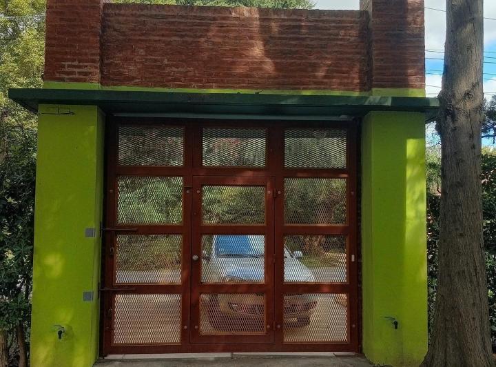 Casa · 180m² · 3 Ambientes · 1 Cochera