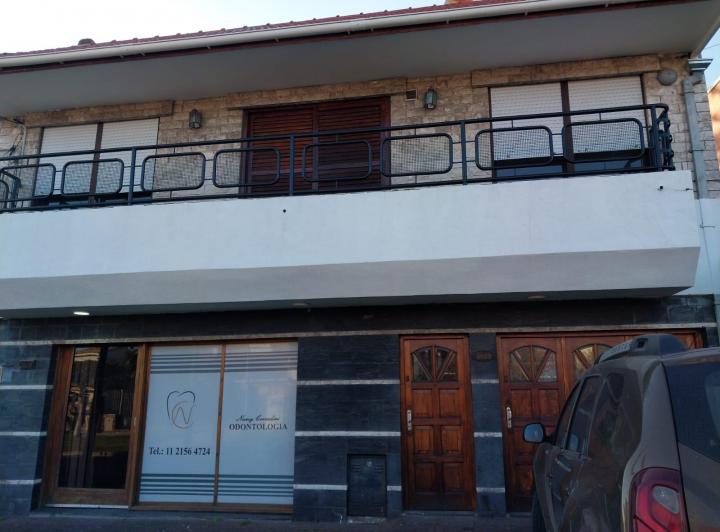 Casa · 280m² · 3 Ambientes · 2 Cocheras
