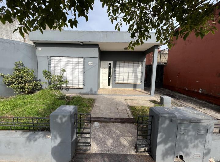 Casa · 110m² · 3 Ambientes · 1 Cochera