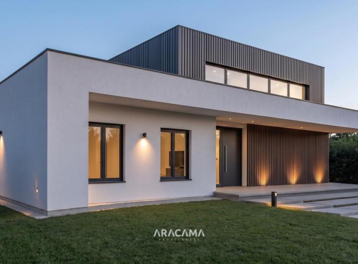 Casa · 155m² · 4 Ambientes · 1 Cochera