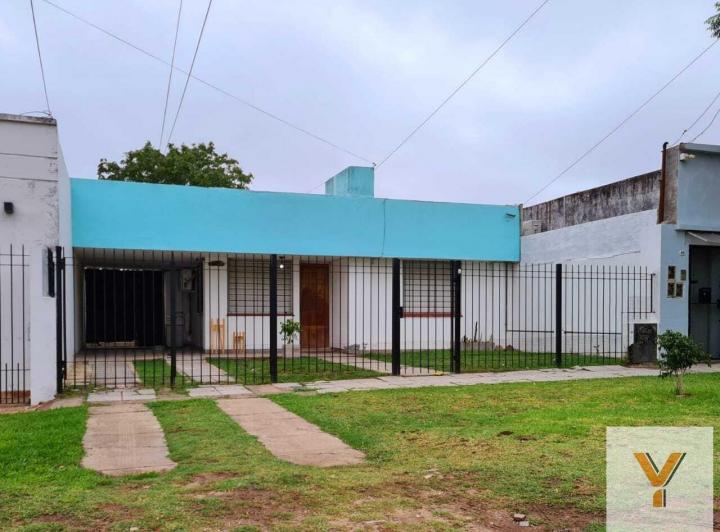 Casa · 100m² · 3 Ambientes · 1 Cochera
