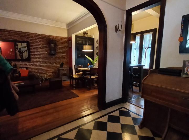 Casa · 176m² · 4 Ambientes · 3 Cocheras