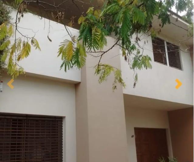 Casa · 190m² · 3 Dormitorios · 3 Cocheras