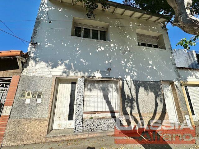 Casa · 257m² · 4 Ambientes · 2 Cocheras