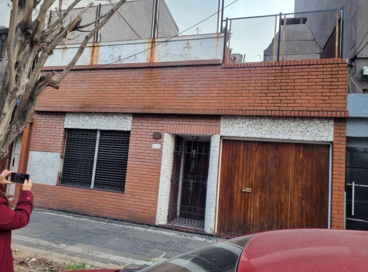 Casa · 95m² · 3 Ambientes · 1 Cochera