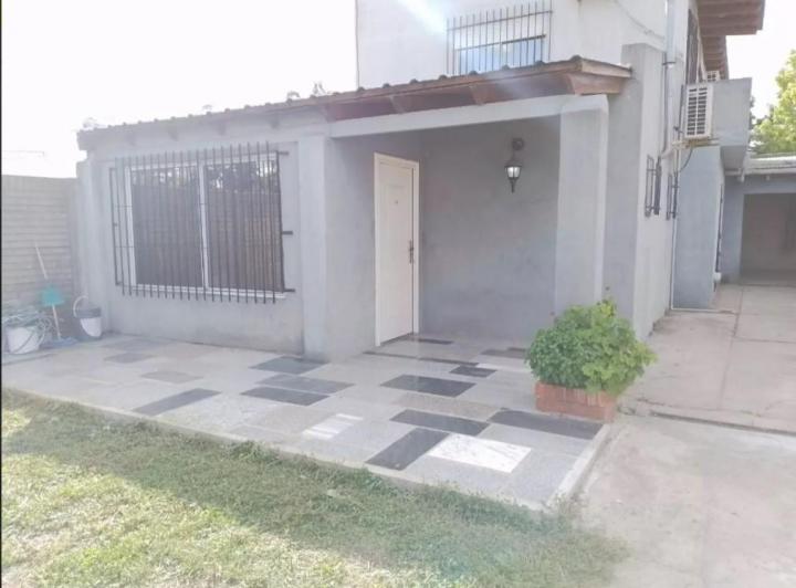 Casa · 182m² · 4 Ambientes · 1 Cochera