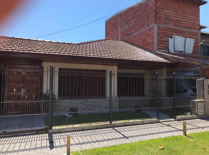 Casa · 189m² · 3 Ambientes · 3 Cocheras