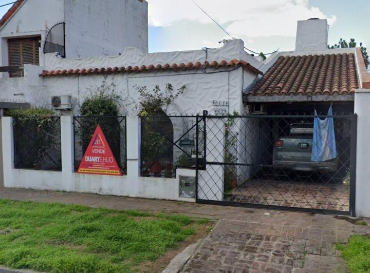 Casa · 90m² · 3 Ambientes · 1 Cochera