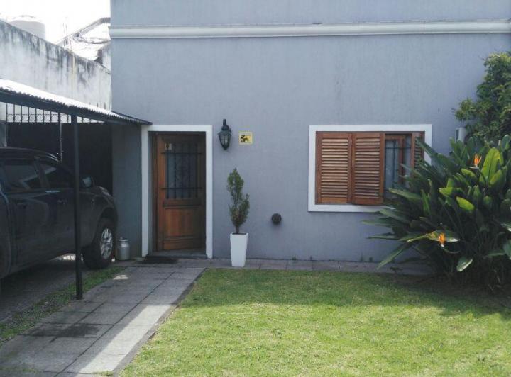 Casa · 127m² · 5 Ambientes · 1 Cochera