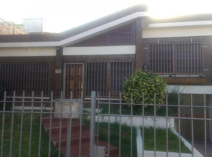 Casa · 160m² · 3 Ambientes