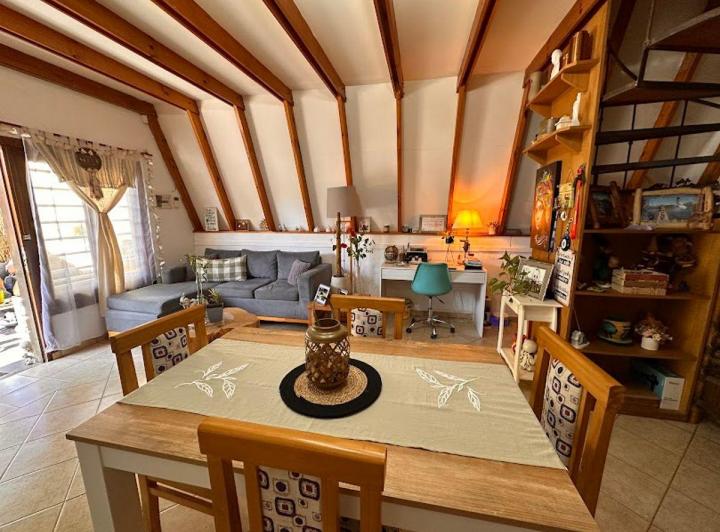 Casa · 180m² · 1 Ambiente · 2 Cocheras