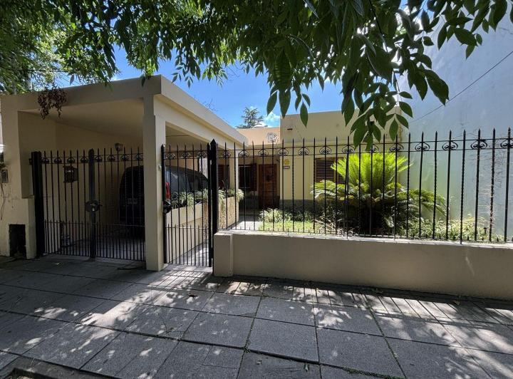 Casa · 131m² · 3 Ambientes · 1 Cochera