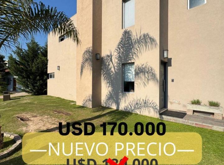 Casa · 146m² · 4 Ambientes · 4 Cocheras