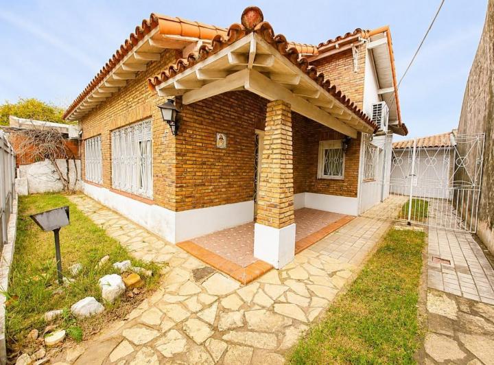Casa · 154m² · 3 Ambientes · 1 Cochera