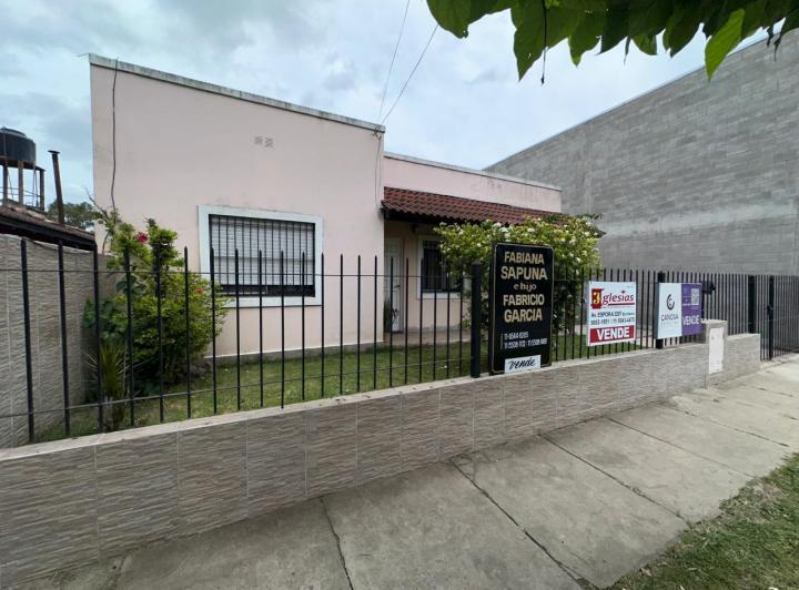 Casa · 91m² · 4 Ambientes · 2 Cocheras
