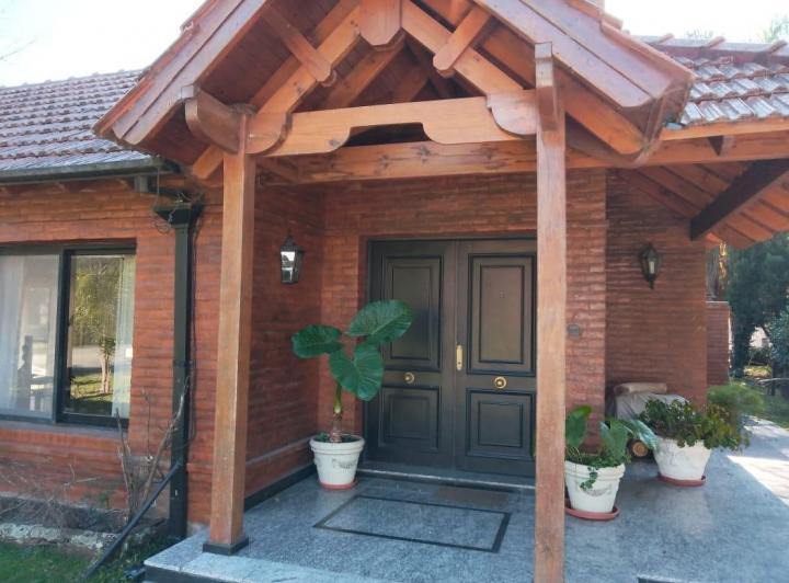 Casa · 200m² · 4 Ambientes