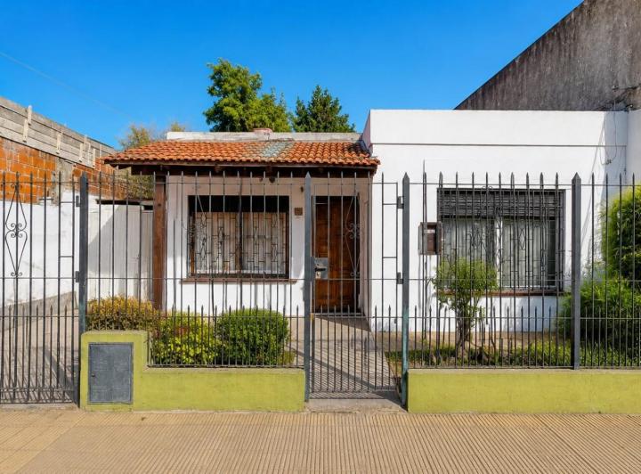 Casa · 126m² · 3 Ambientes · 1 Cochera