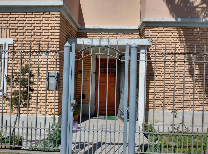 Casa · 90m² · 3 Ambientes · 2 Cocheras