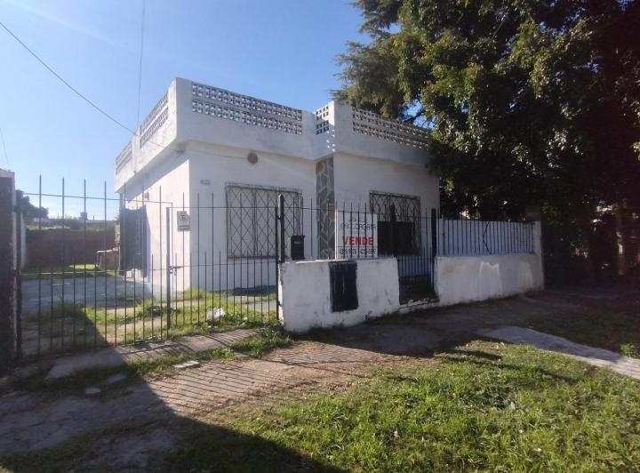 Casa · 60m² · 3 Ambientes · 1 Cochera