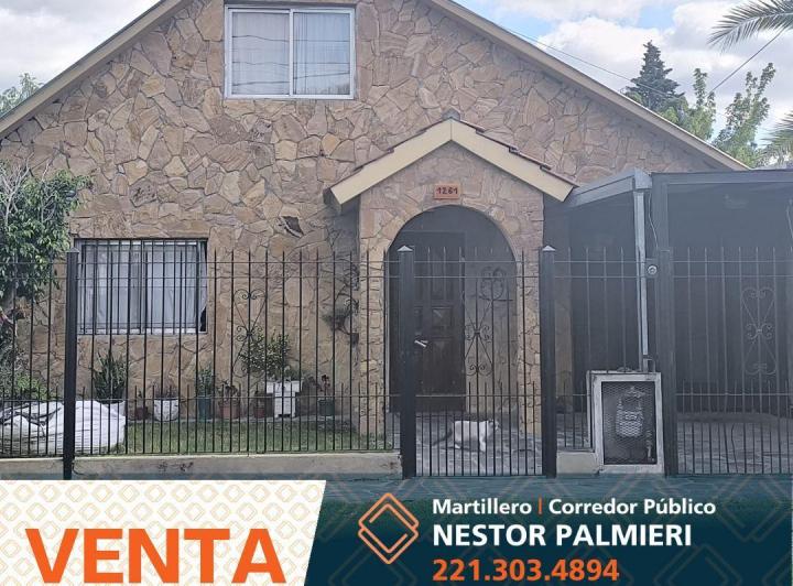 Casa · 135m² · 5 Ambientes · 2 Cocheras