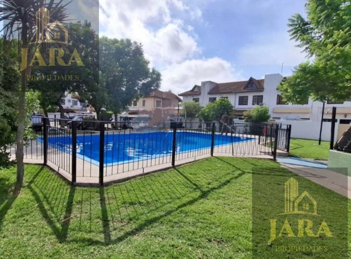 Casa · 108m² · 3 Ambientes · 1 Cochera