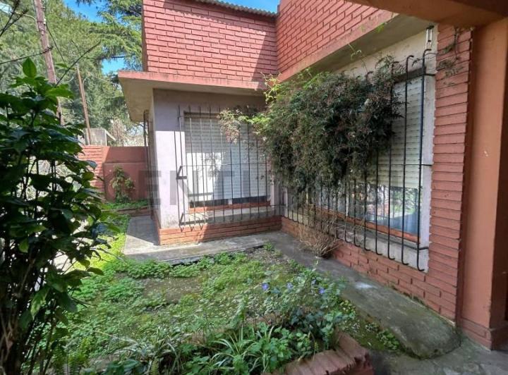 Casa · 91m² · 3 Ambientes · 1 Cochera