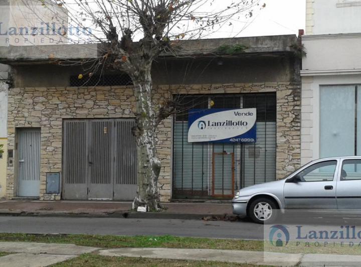 Casa · 160m² · 1 Dormitorio · 1 Cochera