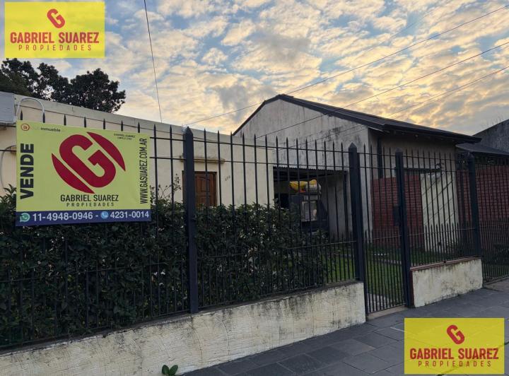 Casa · 94m² · 4 Ambientes · 1 Cochera
