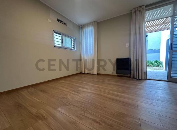 Casa · 55m² · 3 Ambientes · 1 Cochera