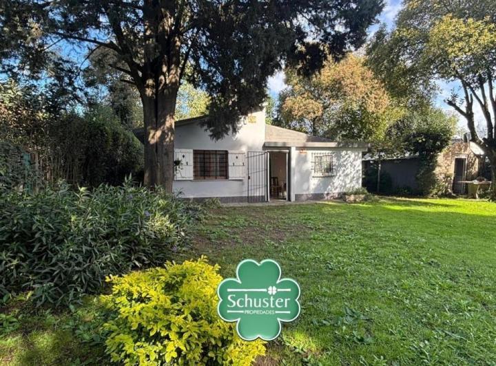 Casa · 600m² · 2 Ambientes
