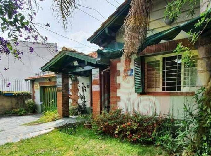 Casa · 255m² · 5 Ambientes · 3 Cocheras
