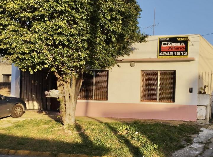Casa · 120m² · 3 Ambientes · 2 Cocheras