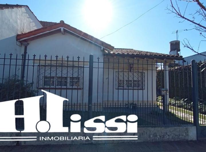 Casa · 124m² · 4 Ambientes · 4 Cocheras