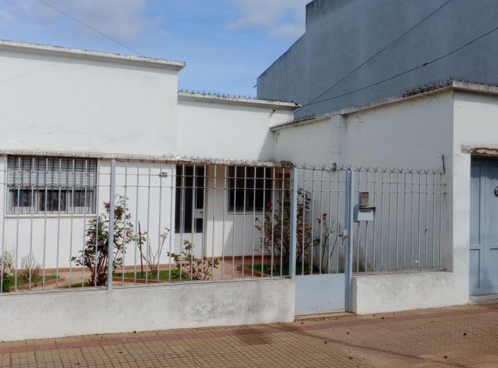 Casa · 85m² · 5 Ambientes · 1 Cochera