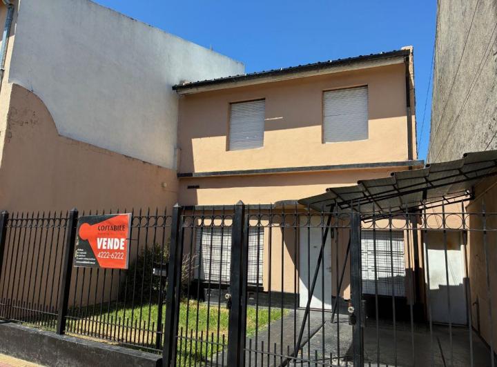Casa · 150m² · 3 Ambientes · 1 Cochera