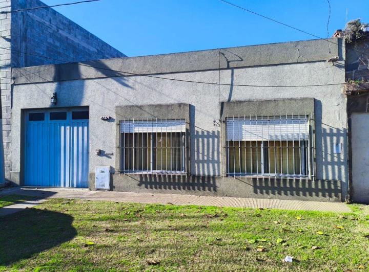 Casa · 47m² · 3 Ambientes · 1 Cochera