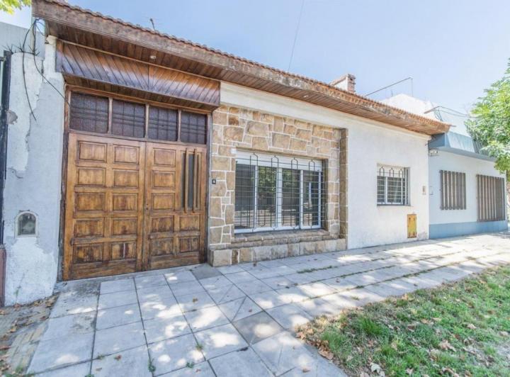 Casa · 89m² · 4 Ambientes · 1 Cochera