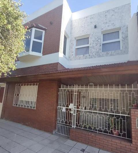 Casa · 10m² · 3 Ambientes