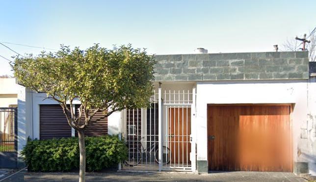 Casa · 81m² · 3 Ambientes · 1 Cochera
